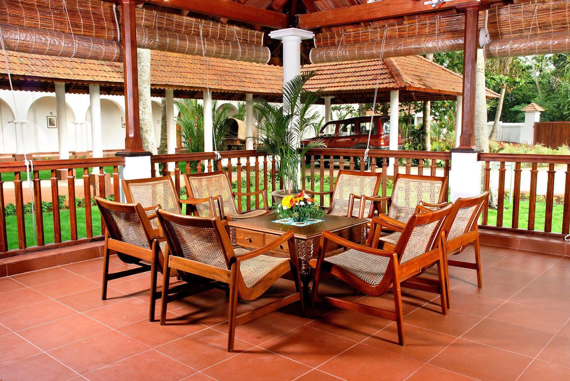 Lemon Tree Vembanad Lake Resort, Kerala Alappuzha Restaurang bild